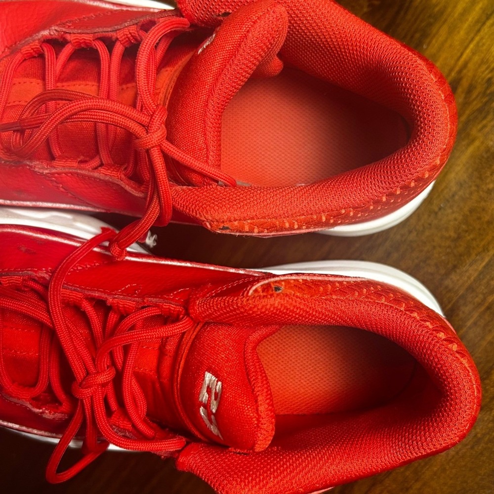 Nike Jordan Max Aura 3 Red White Youth Kids Basketball Shoes Sneakers Size 6.5 - Picture 6 of 12